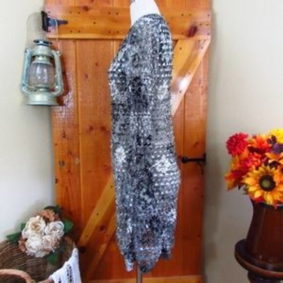 MECHANT Layering Cut Out Bell Sleeve Mini Little Black White Dress Size S - Picture 11 of 12